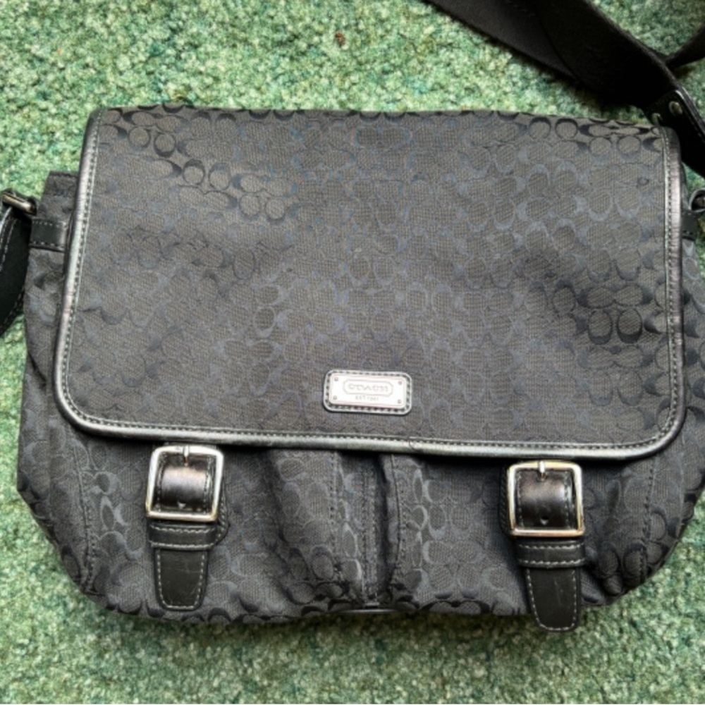Vintage Coach Satchel / Messenger Bag  (Man or Woman)